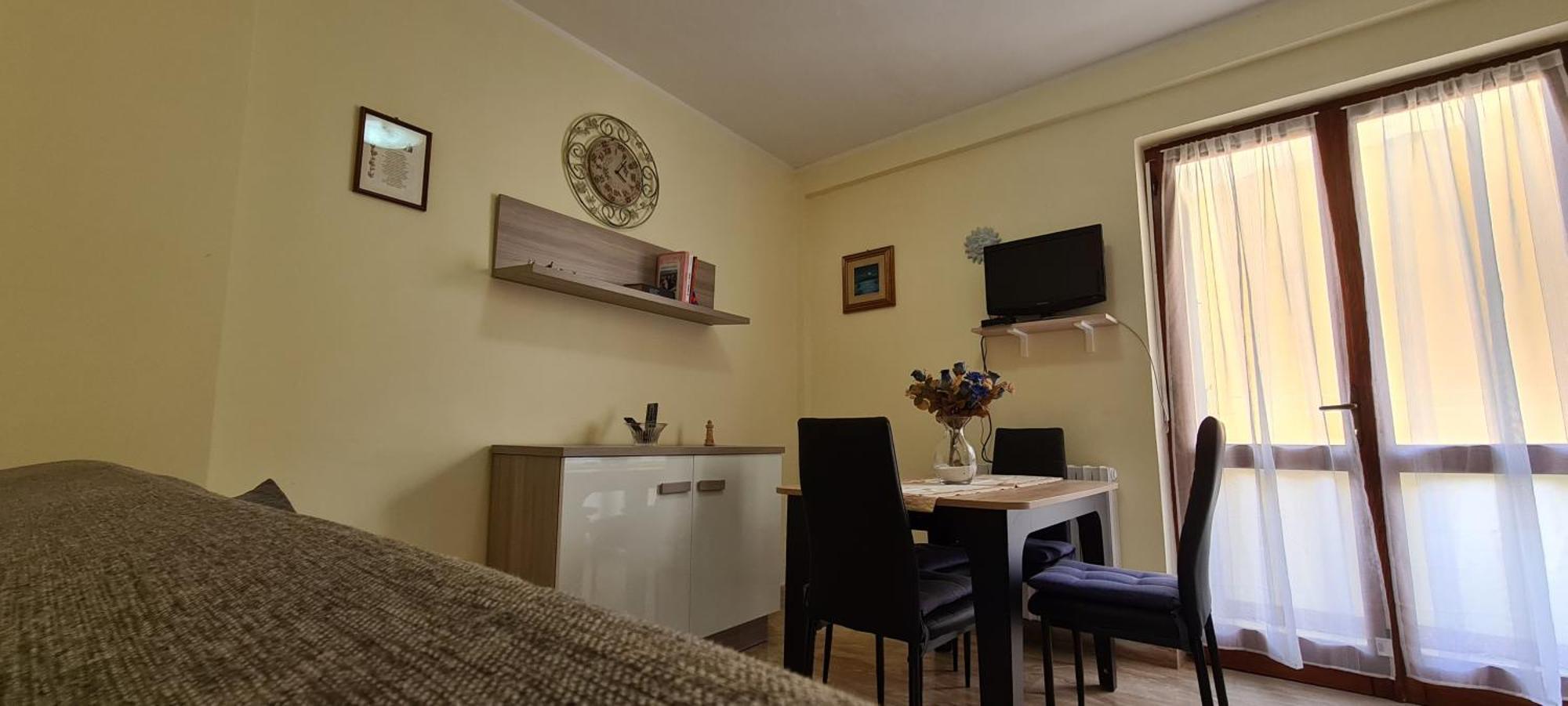 Em Holiday Apartment2 クアルトゥ・サンテーレナ エクステリア 写真